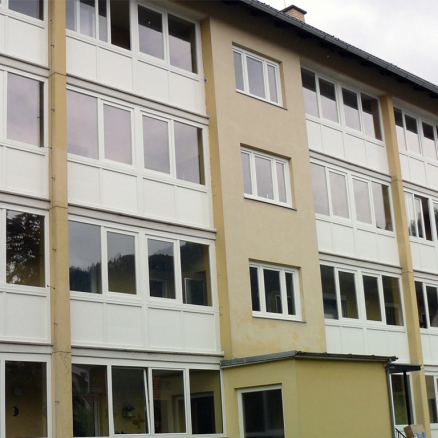 Mehrfamilienhaus